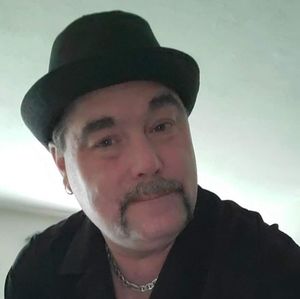 Meet your Posher, Martin